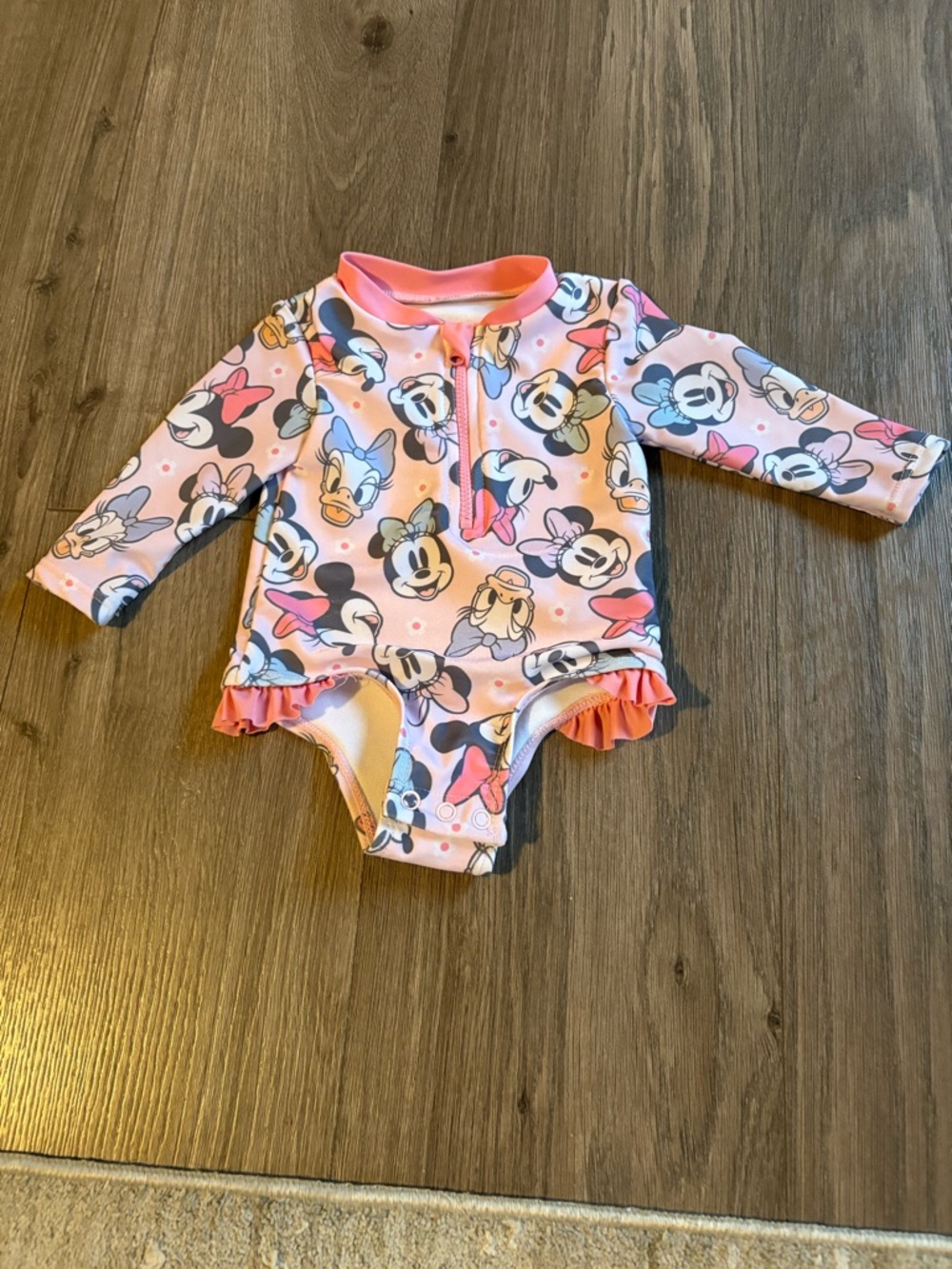 Disney Baby Girls Pink Minnie & Daisy Long Sleeve Rash Guard One-Piece size 3M